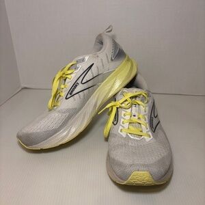 Brooks Levitate 6 Running Shoes White/Oyster/Yellow US Women's Size 10